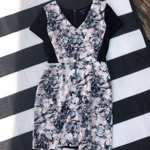 Club Monaco dress with pockets!!